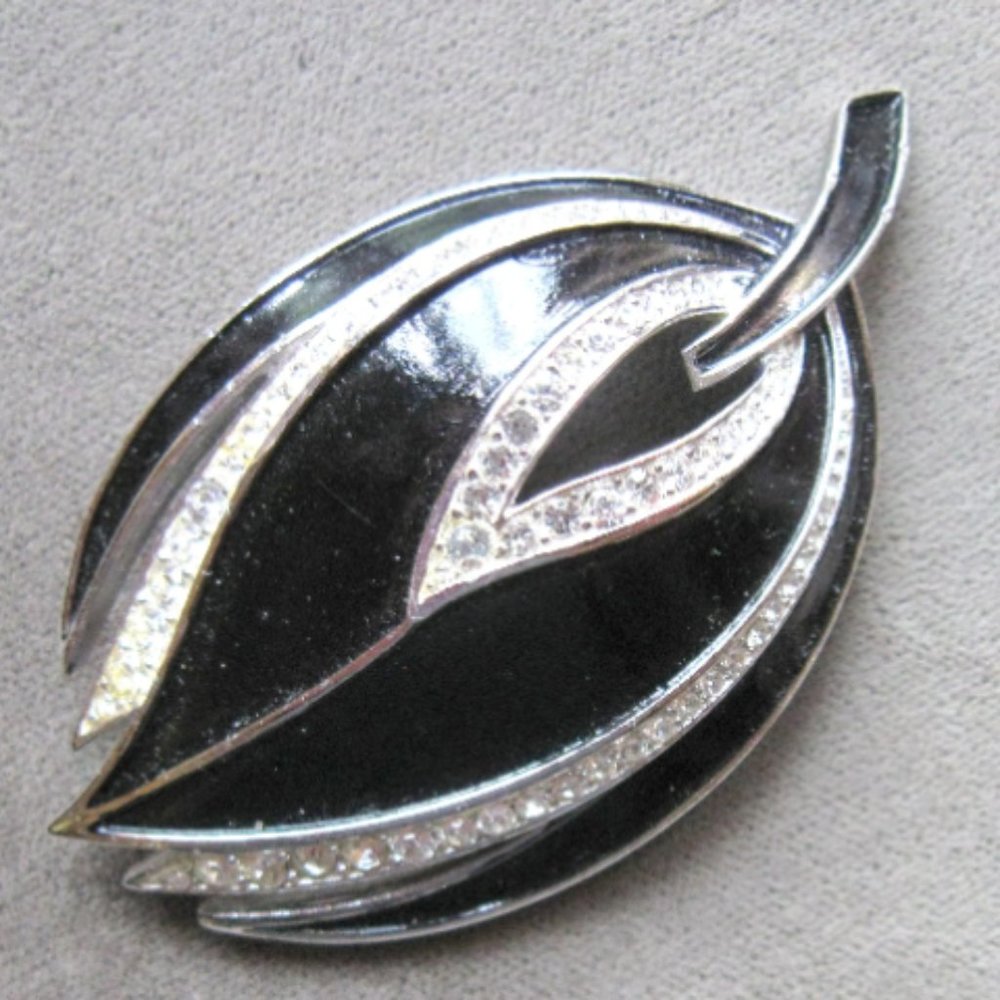 Vintage TRIFARI 1960's Black Enamel & Rhinestone Brooch